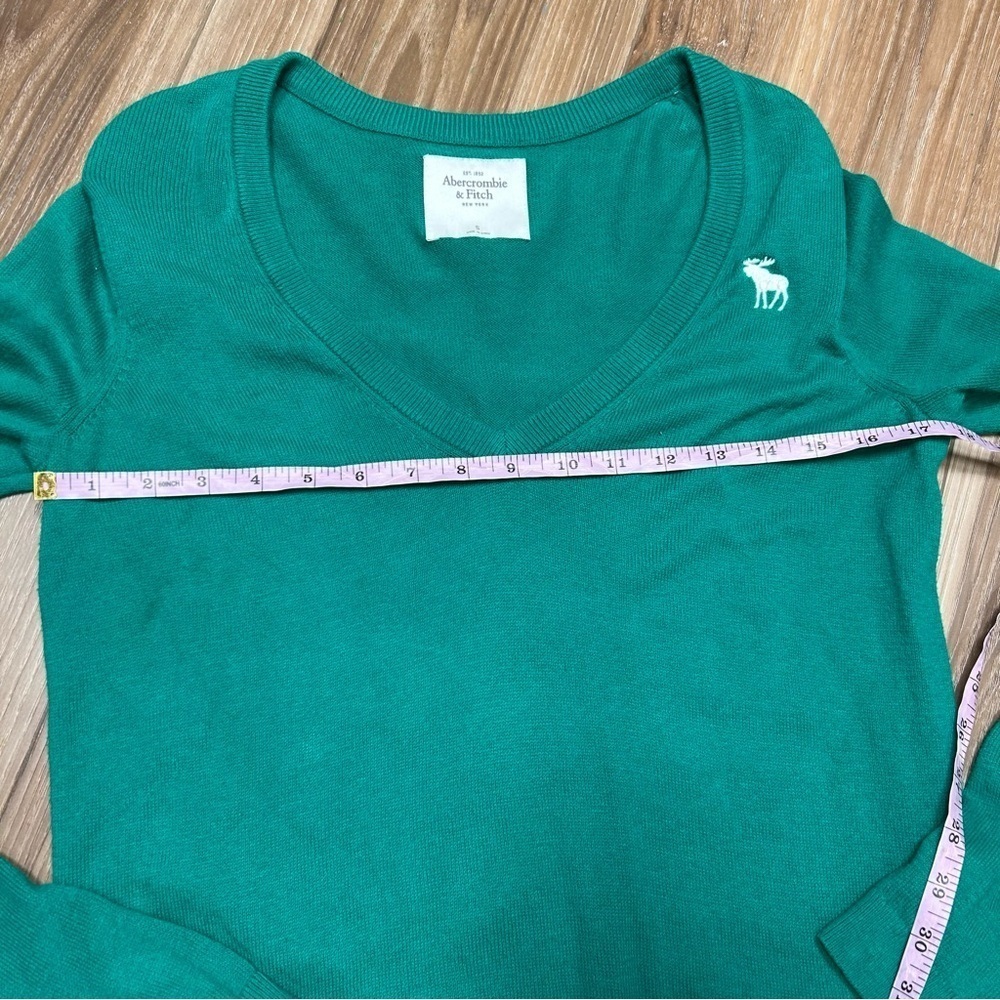 Abercrombie women’s Y2K green v neck sweater size small moose logo Bella Elena - Picture 5 of 7